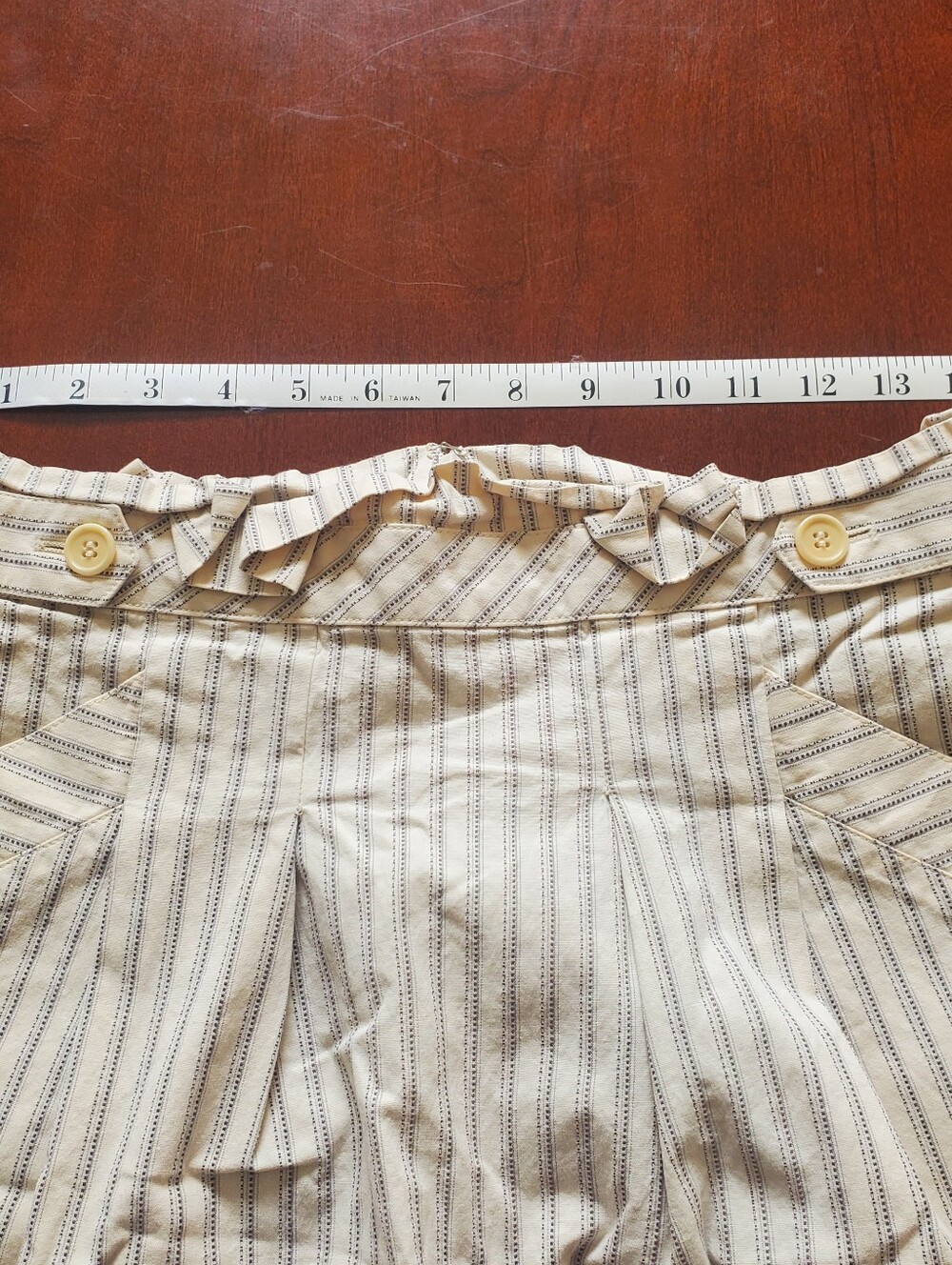 BCBGMaxAzria Women's Striped Paperbag Waist Mini Skirt - Picture 4 of 6